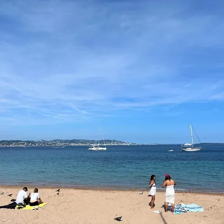Amazing Waterfront Apartment Theoule-sur-Mer